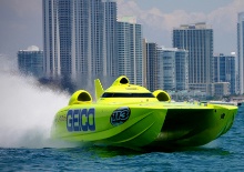 Off-Shore Powerboats: The Miss Geico